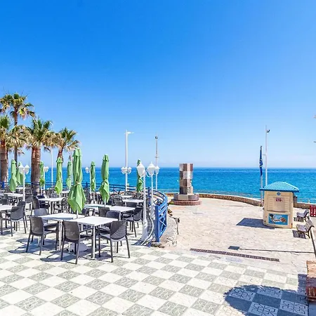 Cozy In With Wifi Nyaraló Nerja