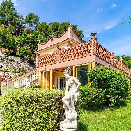 Cozy In With Wifi Nerja