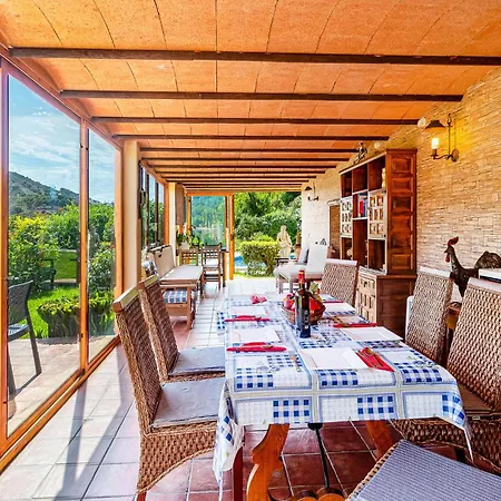 Сasa de vacaciones Cozy In With Wifi